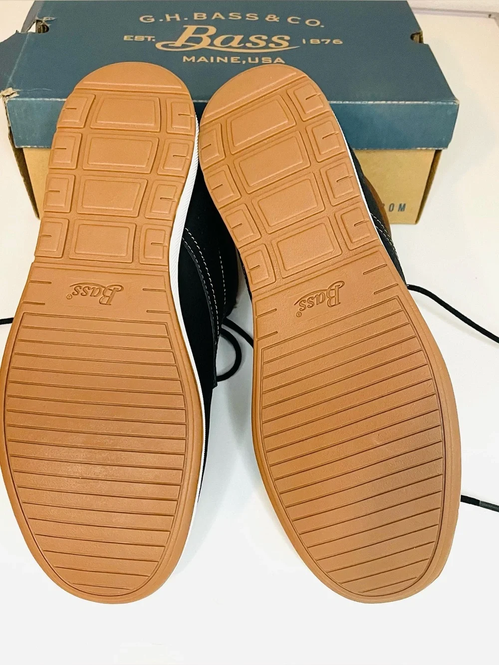 G.H. Bass & Co. classic chukka